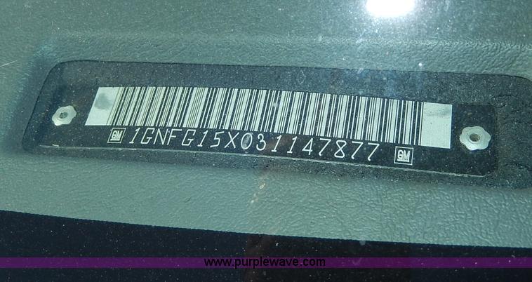 image for item H3035 2003 Chevrolet Express 1500 van