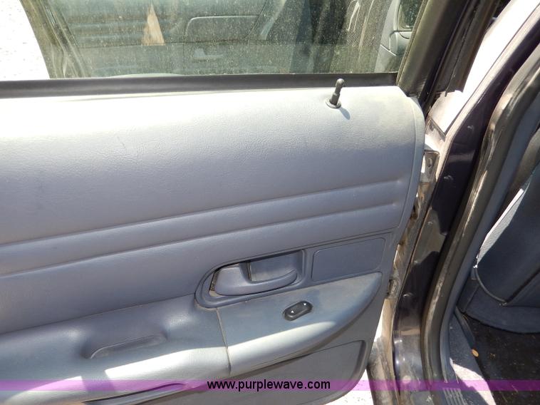 image for item H3042 2002 Ford Crown Victoria Police Interceptor