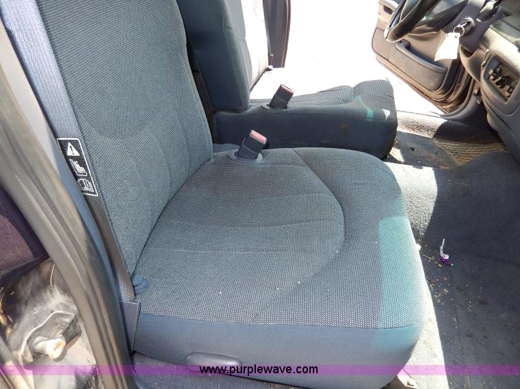 image for item H3042 2002 Ford Crown Victoria Police Interceptor