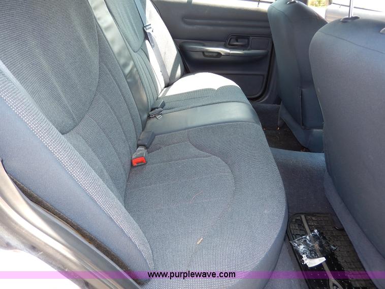 image for item H3042 2002 Ford Crown Victoria Police Interceptor