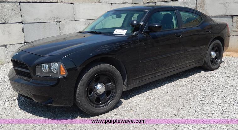 image for item H3043 2010 Dodge Charger