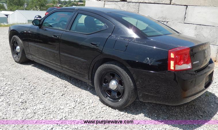 image for item H3043 2010 Dodge Charger