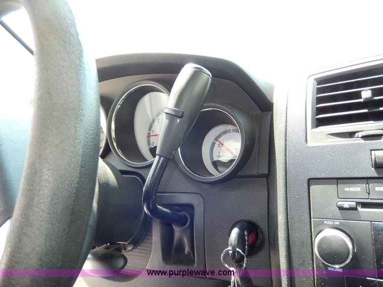 image for item H3043 2010 Dodge Charger