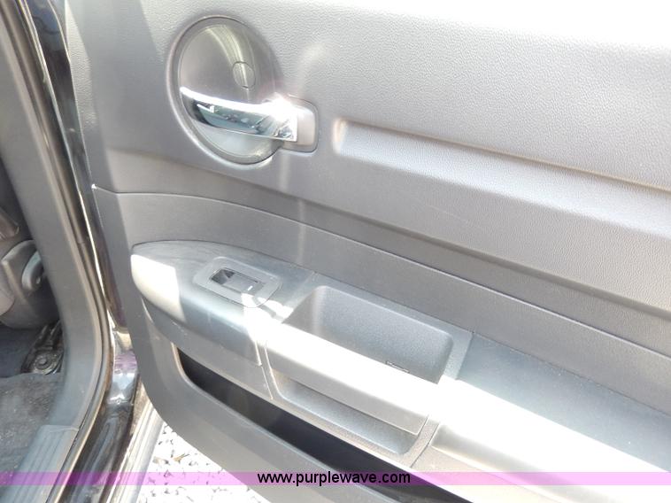 image for item H3043 2010 Dodge Charger