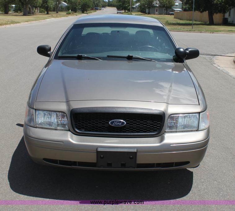 image for item H7383 2007 Ford Crown Victoria Police Interceptor