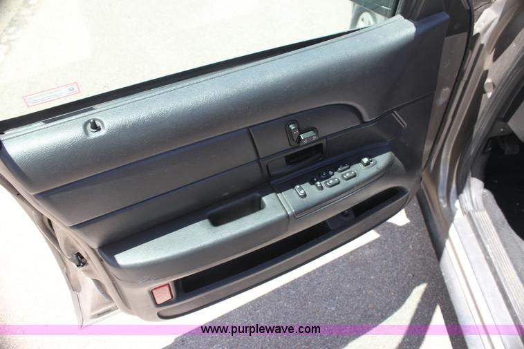 image for item H7383 2007 Ford Crown Victoria Police Interceptor