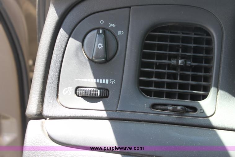 image for item H7383 2007 Ford Crown Victoria Police Interceptor