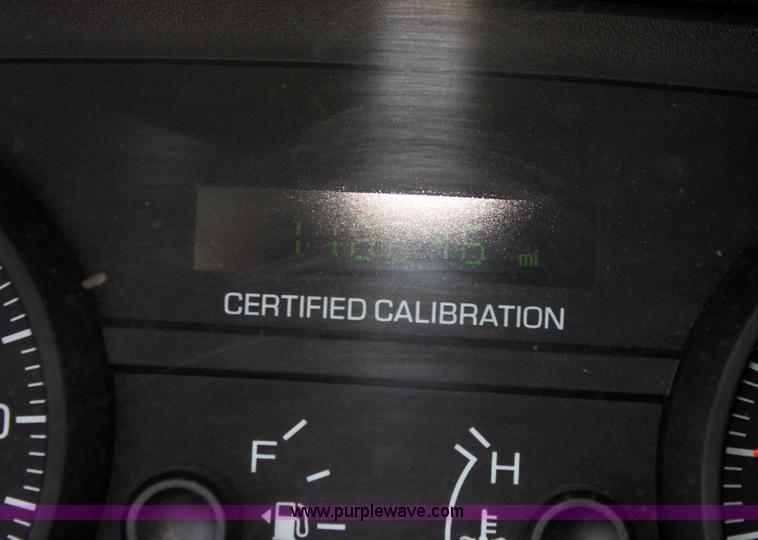 image for item H7383 2007 Ford Crown Victoria Police Interceptor