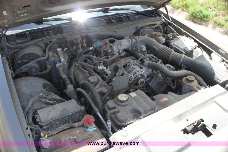 image for item H7383 2007 Ford Crown Victoria Police Interceptor