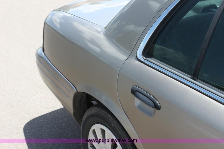 image for item H7383 2007 Ford Crown Victoria Police Interceptor