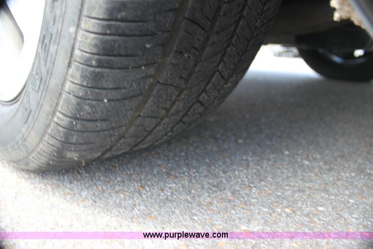 image for item H7383 2007 Ford Crown Victoria Police Interceptor