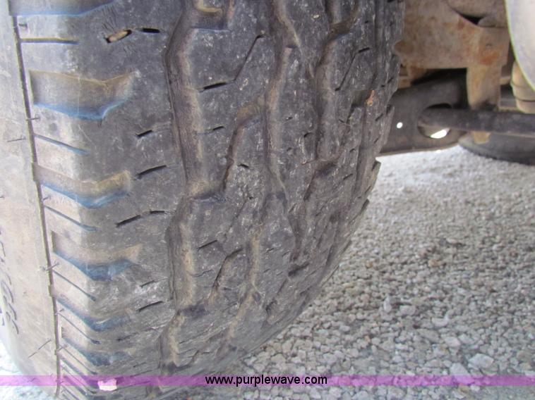 image for item H7395 1998 Mercury Mountaineer SUV