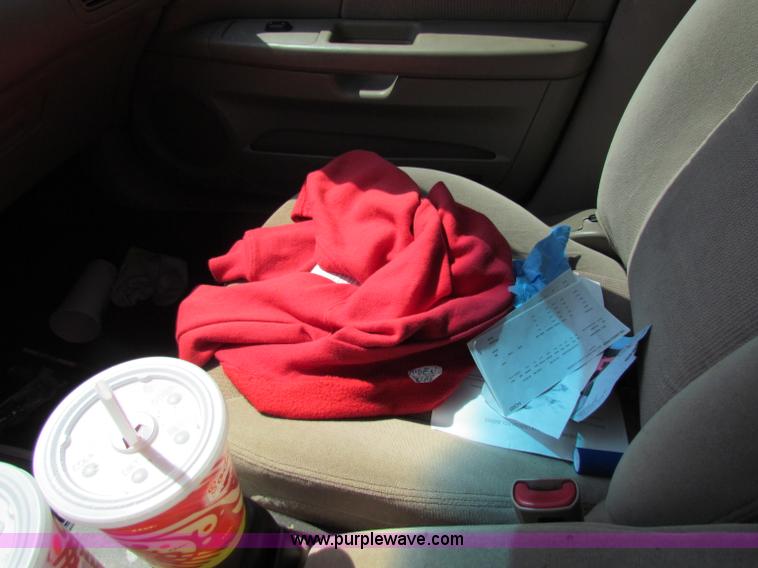 image for item H7397 2001 Ford Taurus SE