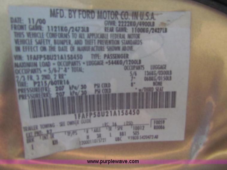 image for item H7397 2001 Ford Taurus SE