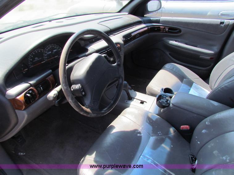 image for item H7398 1996 Chrysler Concorde LX