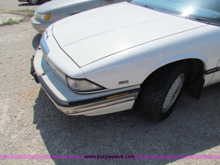 image for item H7401 1991 Buick Regal Custom