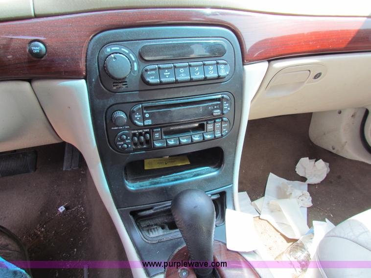 image for item H7402 1999 Chrysler LHS