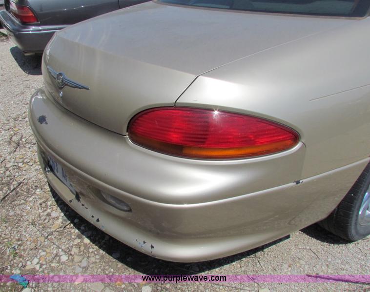 image for item H7402 1999 Chrysler LHS