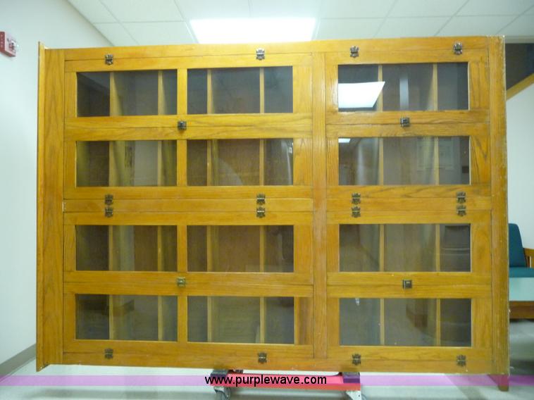 image for item H9885 Assorted items