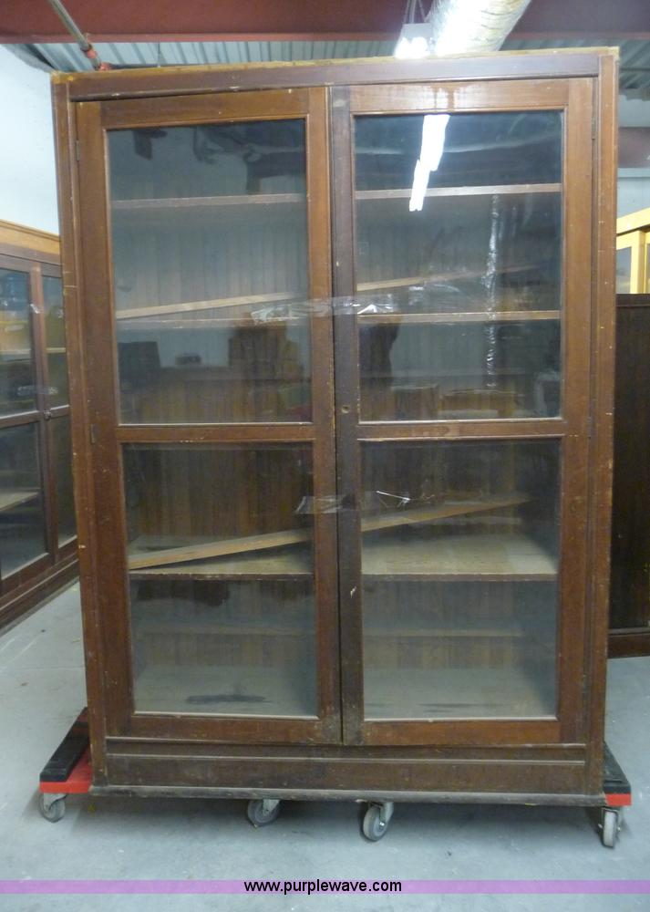 image for item H9886 (3) cases