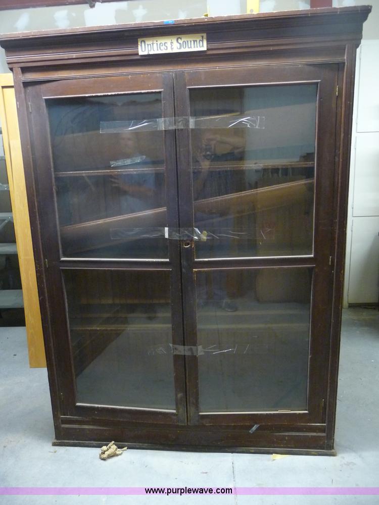 image for item H9886 (3) cases