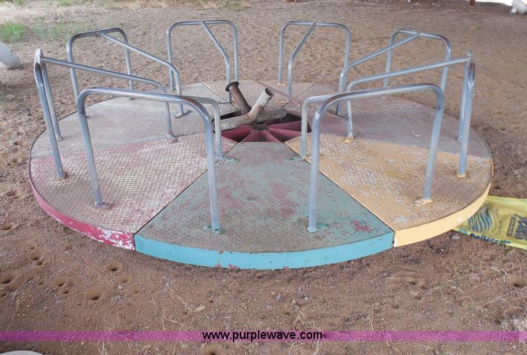 image for item H9947 Metal playground equipment