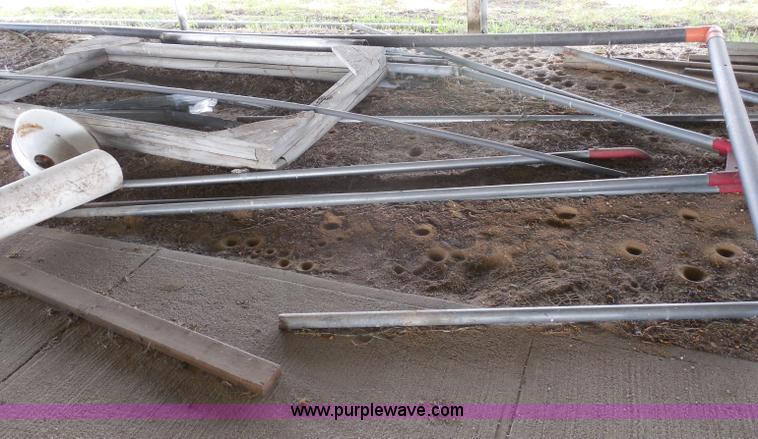 image for item H9947 Metal playground equipment