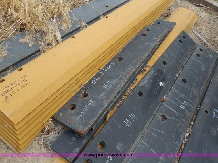 image for item H9948 1993 International 4900 dump truck