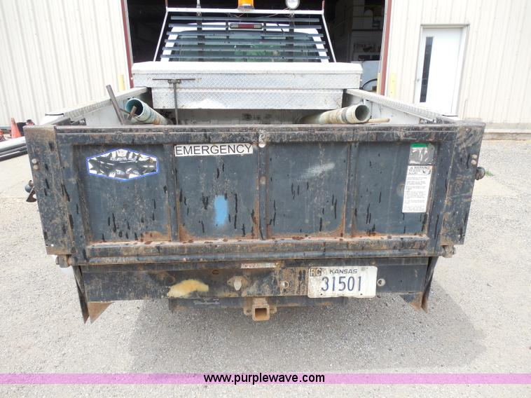 image for item H9949 1998 GMC Sierra 2500 pickup truck