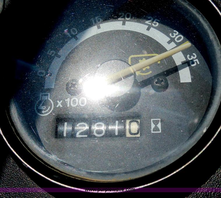 image for item H9950 John Deere 52 tractor