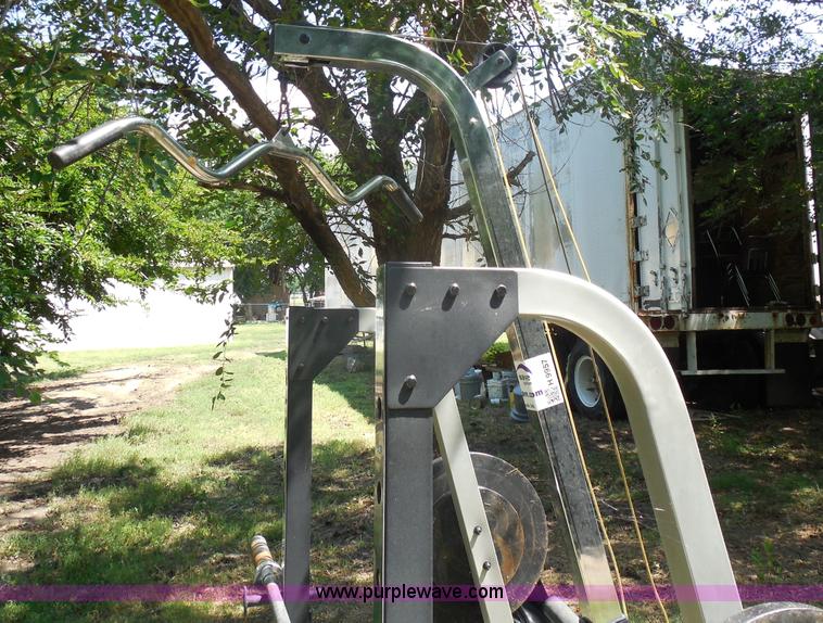 image for item H9957 Gold's Gym weight station with bench