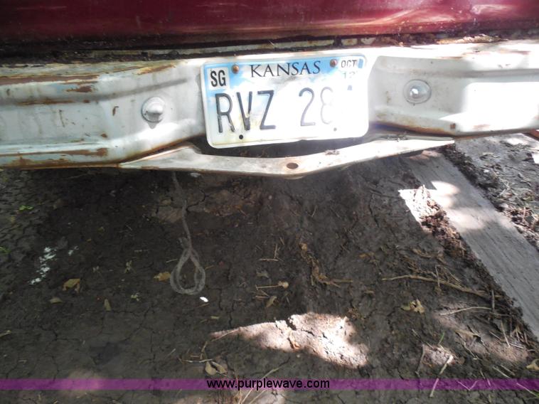 image for item H9959 1984 Ford F150 pickup truck