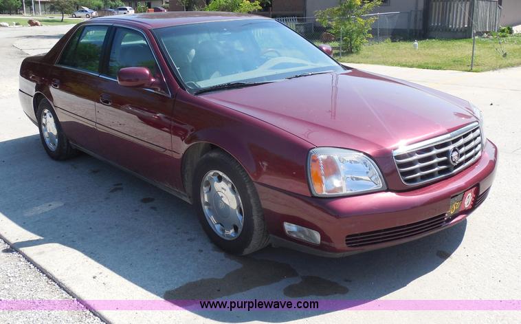 image for item H9960 2000 Cadillac DeVille DHS