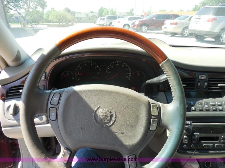 image for item H9960 2000 Cadillac DeVille DHS