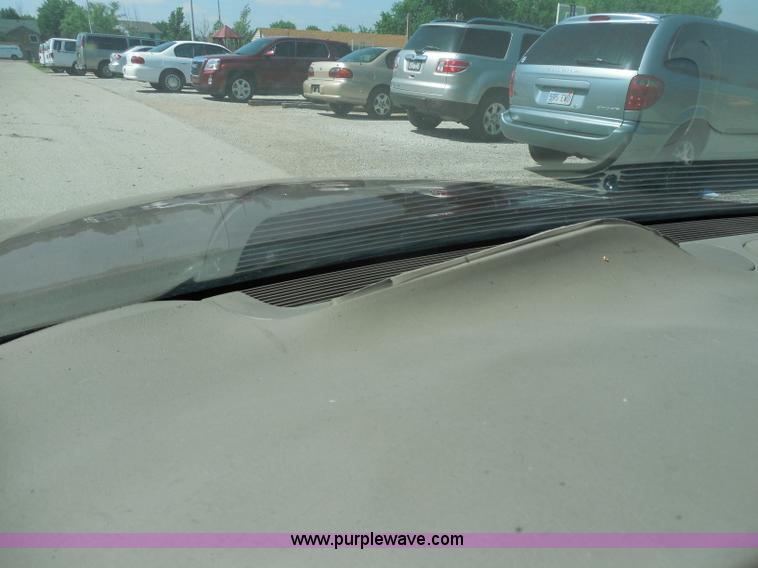 image for item H9960 2000 Cadillac DeVille DHS