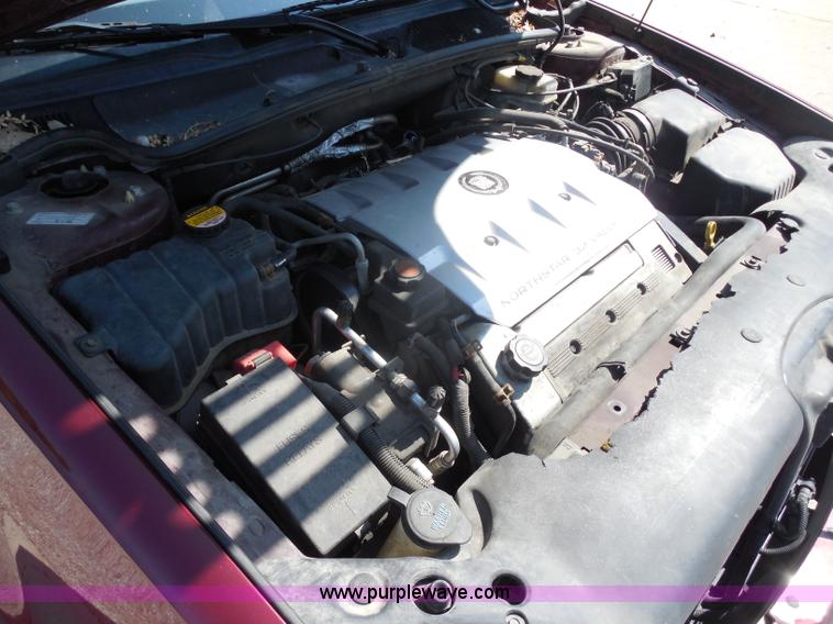 image for item H9960 2000 Cadillac DeVille DHS