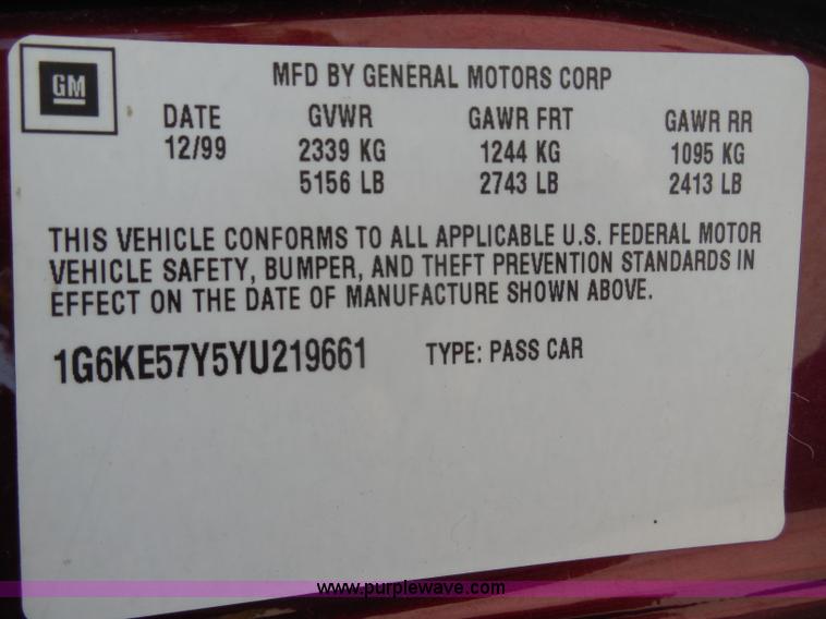 image for item H9960 2000 Cadillac DeVille DHS