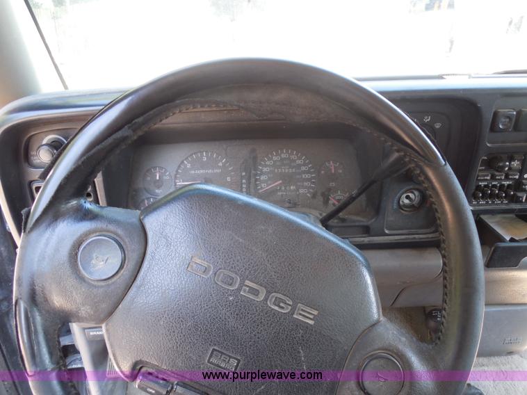 image for item H9961 1994 Dodge Ram 1500 pickup truck