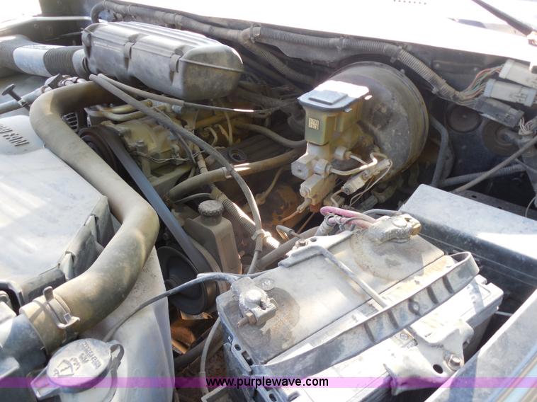 image for item H9961 1994 Dodge Ram 1500 pickup truck