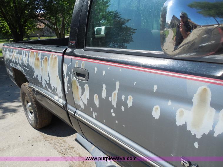 image for item H9961 1994 Dodge Ram 1500 pickup truck