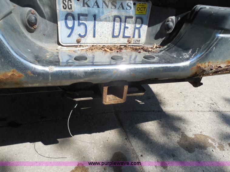 image for item H9961 1994 Dodge Ram 1500 pickup truck