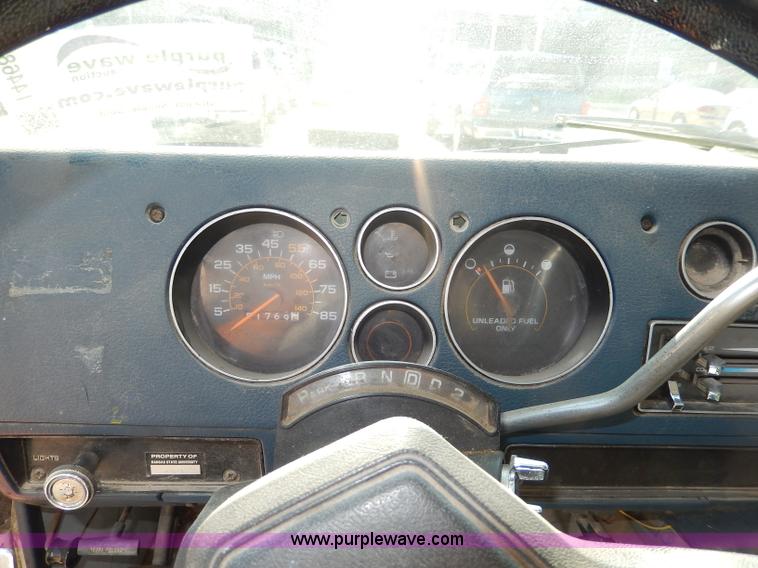 image for item I4468 1988 GMC Vandura G1500 van