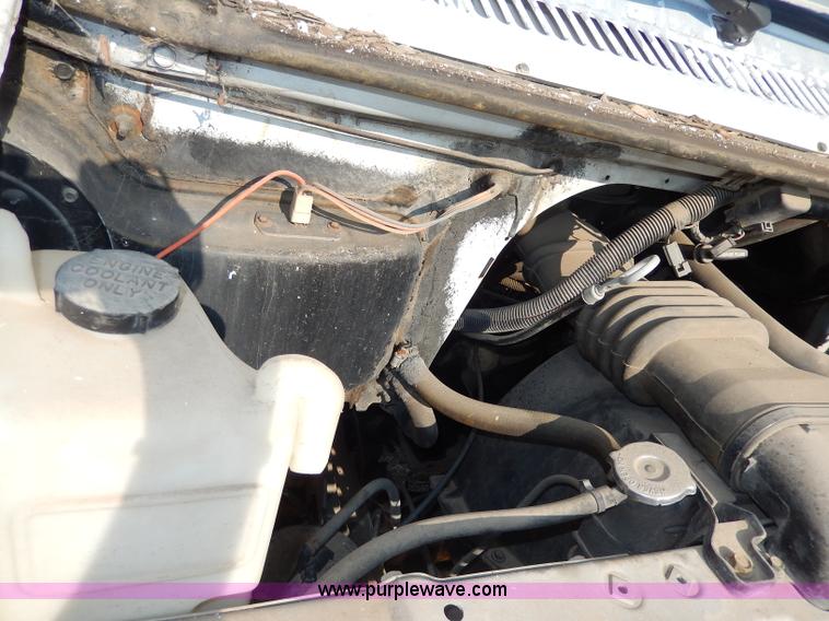 image for item I4468 1988 GMC Vandura G1500 van