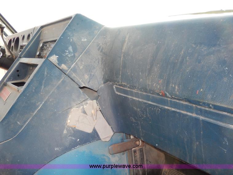 image for item I4468 1988 GMC Vandura G1500 van