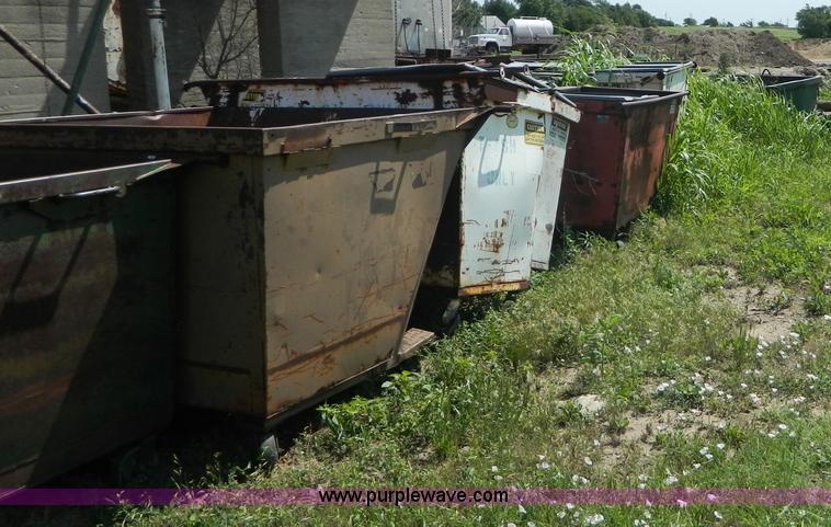 image for item Y9022 (18) assorted metal dumpsters