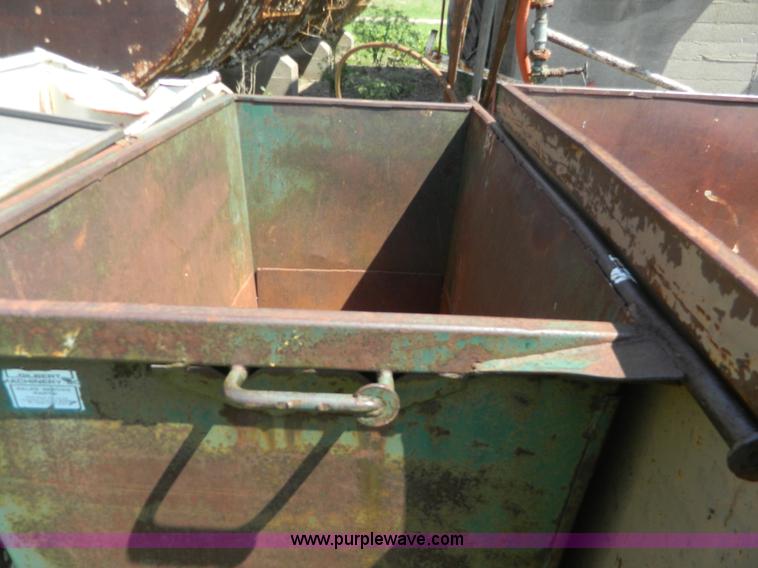 image for item Y9022 (18) assorted metal dumpsters