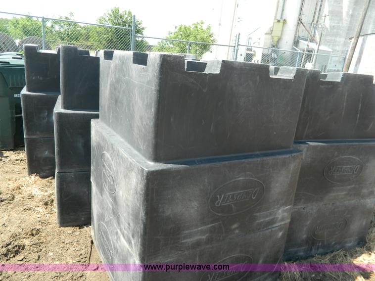 image for item Y9023 2007 Alley Cat triple axle recycle trailer