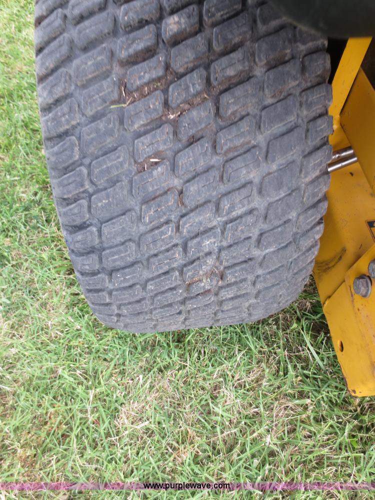 image for item AK9686 2005 Hustler Super Z lawn mower