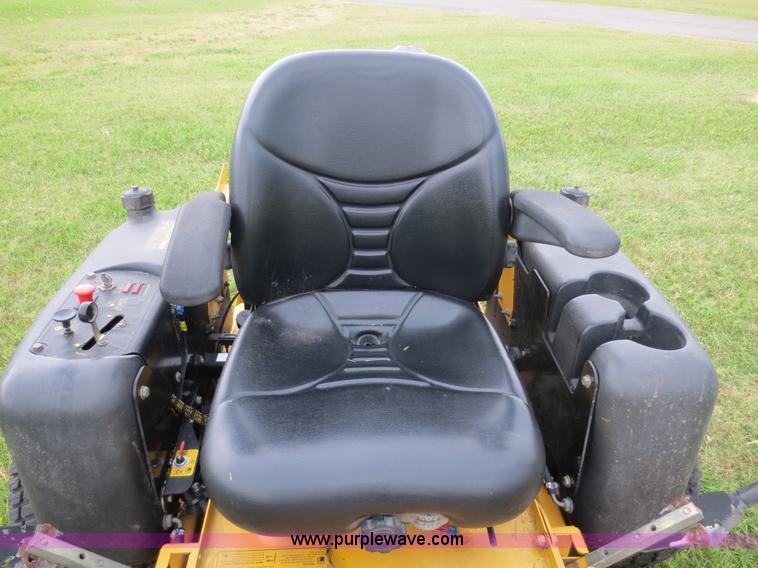 image for item AK9686 2005 Hustler Super Z lawn mower