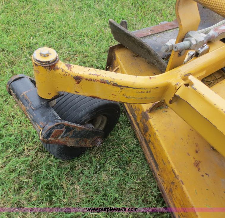 image for item AK9686 2005 Hustler Super Z lawn mower